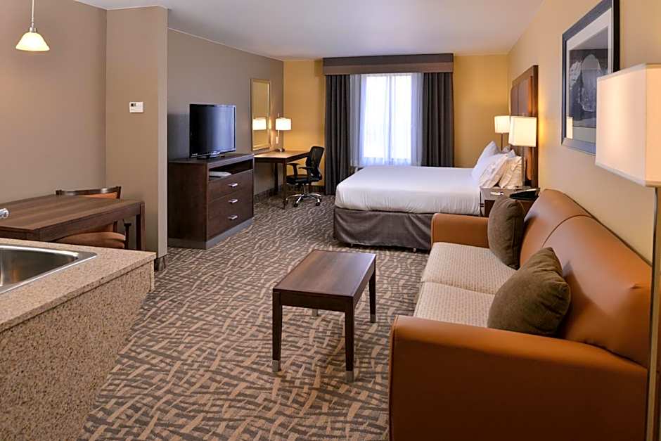 Holiday Inn Express & Suites Page Lake Powell Area By IHG