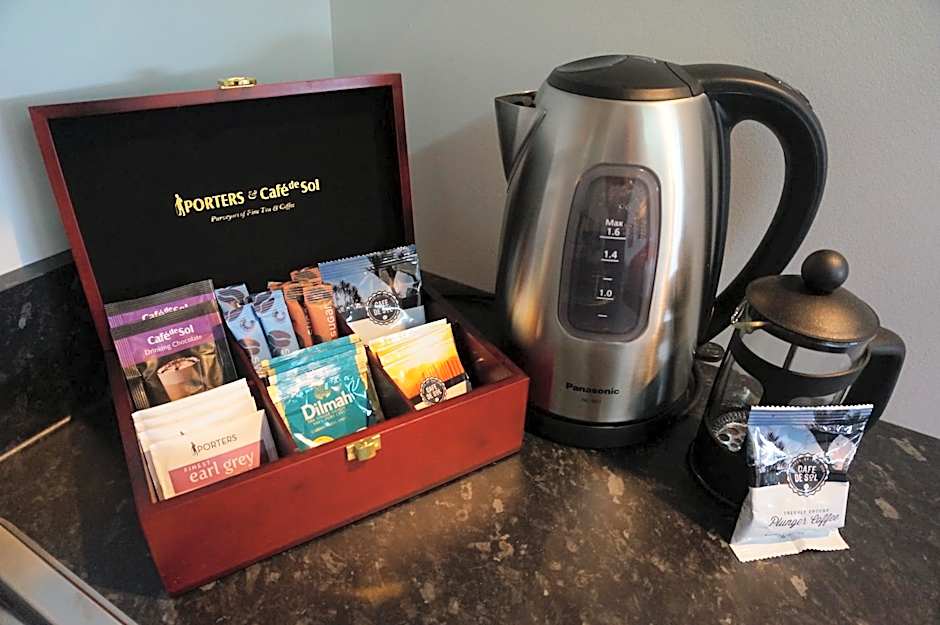 Forgotten World Motel