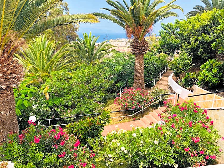 Regency Torviscas Apartments and Suites