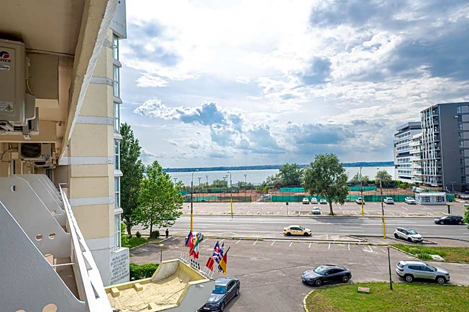 Hotel Ambasador Mamaia
