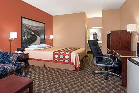 1 King Bed, Non-Smoking