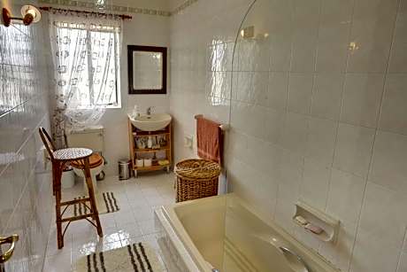 Twin Room with Shared Bathroom