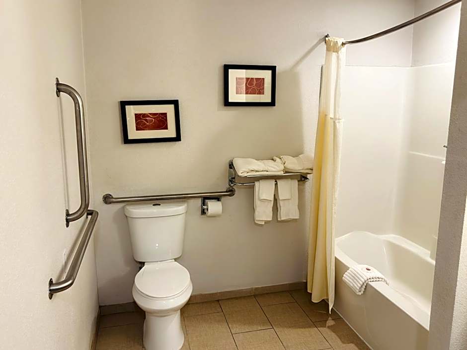 Comfort Suites Plymouth near US-30