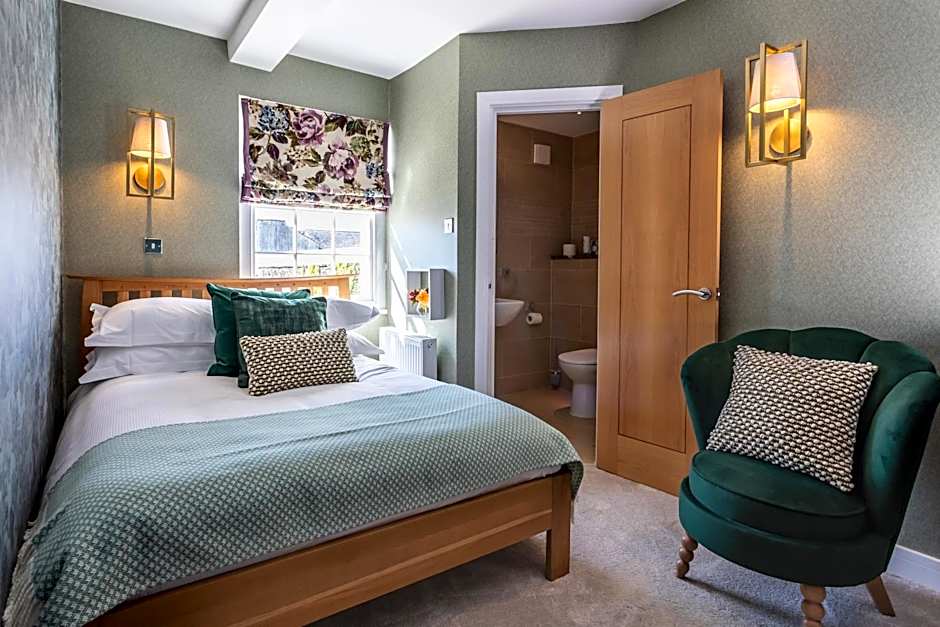 Georgian House Hotel