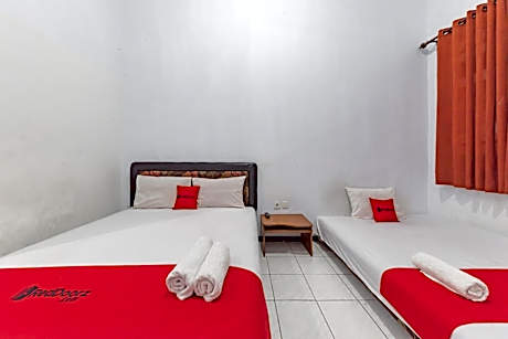 Reddoorz at Ciliwung Guest House Syariah
