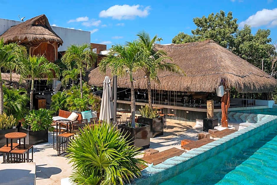 Mayan Monkey Hotel & Hostel Tulum