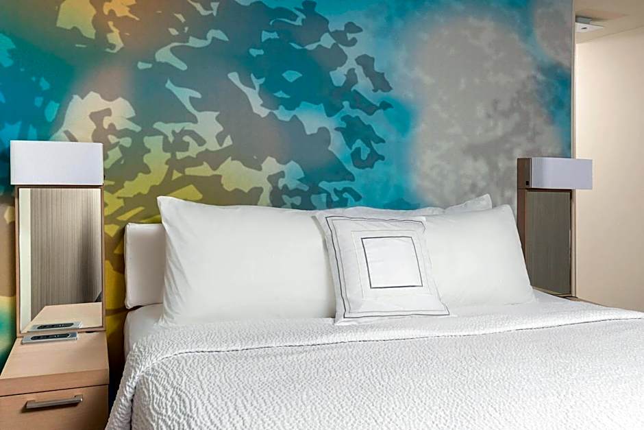 Courtyard by Marriott Bismarck North