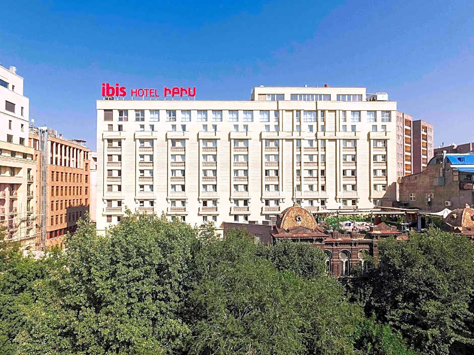 Ibis Yerevan Center