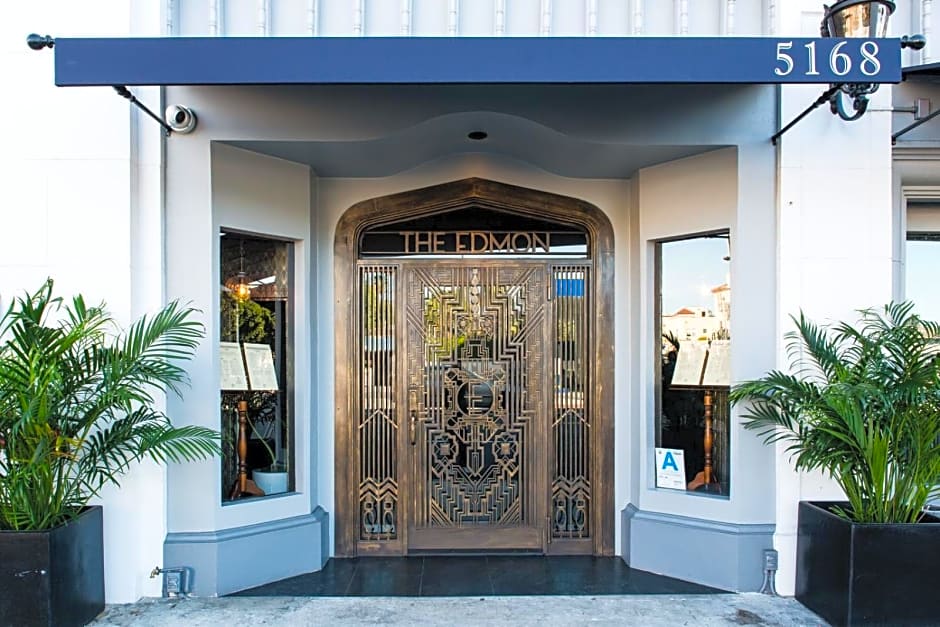 Hollywood Historic Hotel