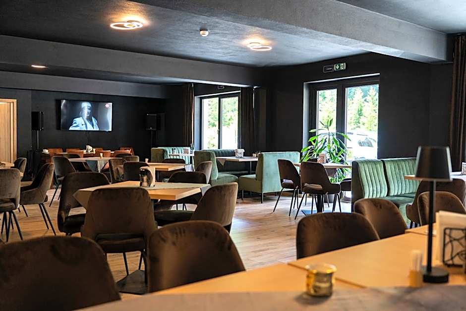 Piscul Negru Hotel - Transfagarasan
