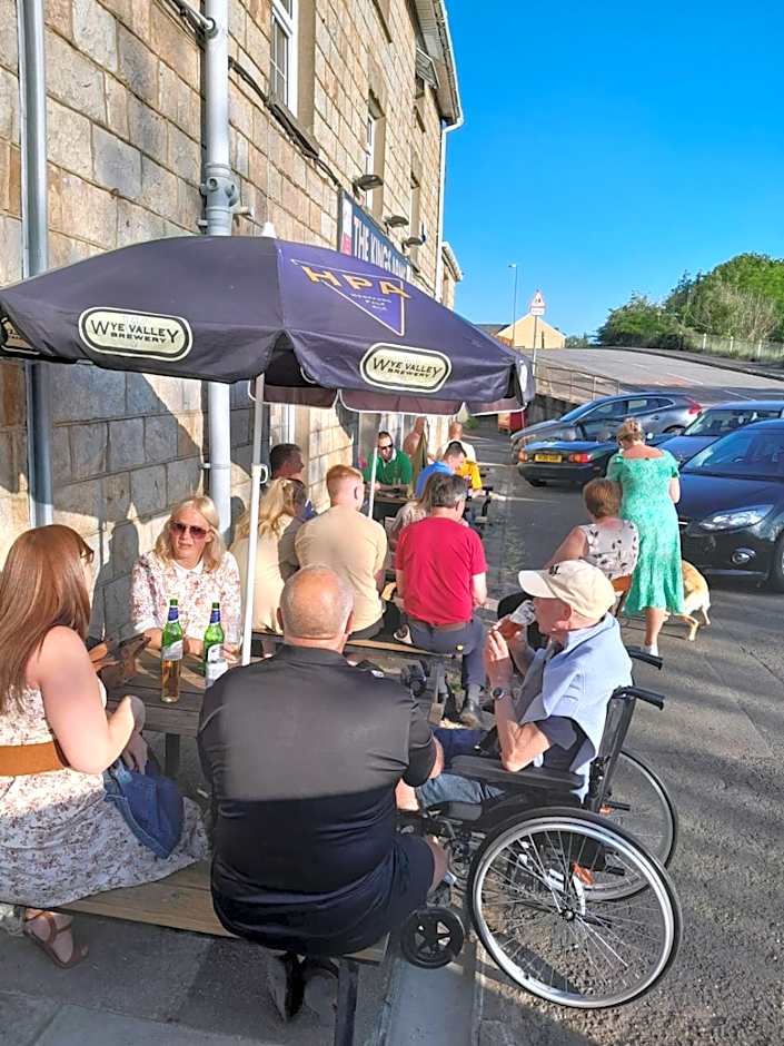 Kings Arms Guest House Ebbw Vale