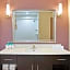 Holiday Inn Express & Suites Harrisburg S - New Cumberland By IHG