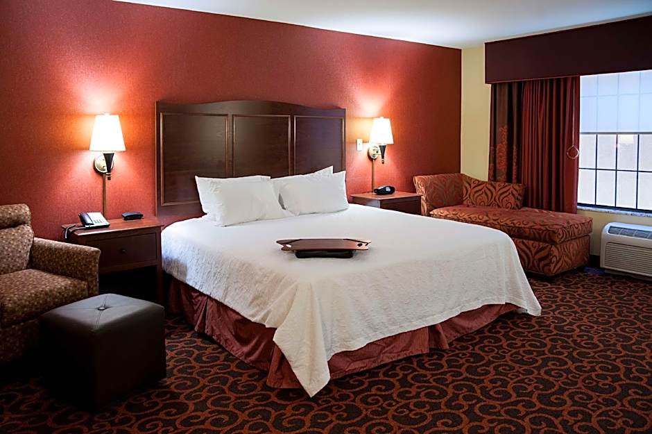 Photo 1 of 5 of 1 King Bed, Hearing/Mobility Accessible, Roll in Shower
