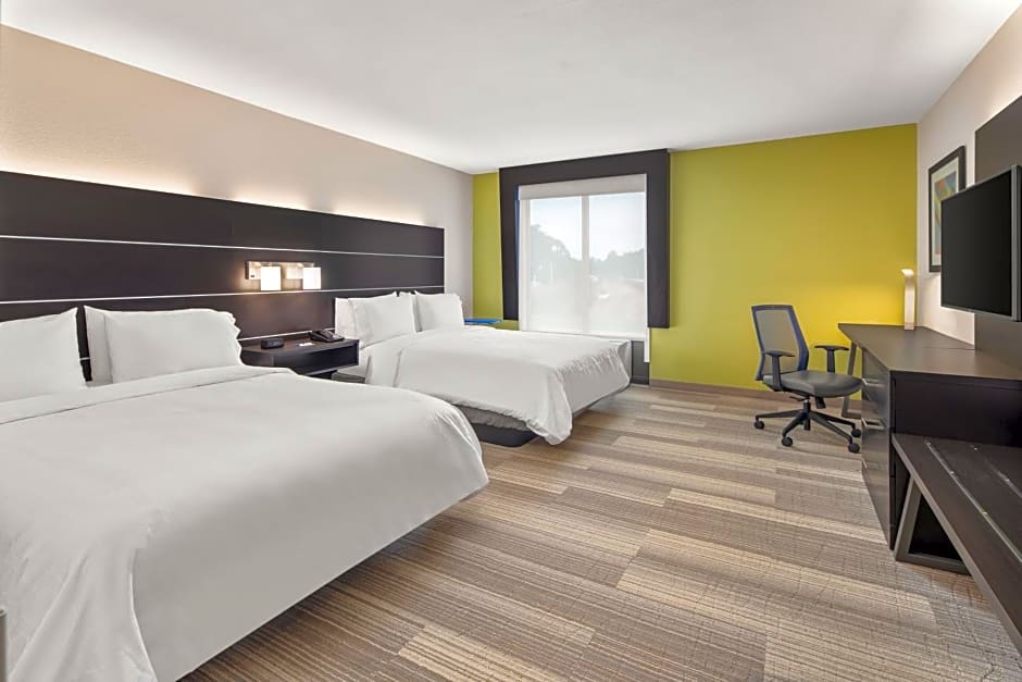 Holiday Inn Express & Suites - Hardeeville-Hilton Head by IHG