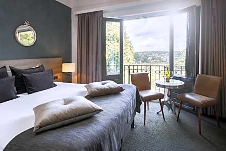 King Room with Garden View