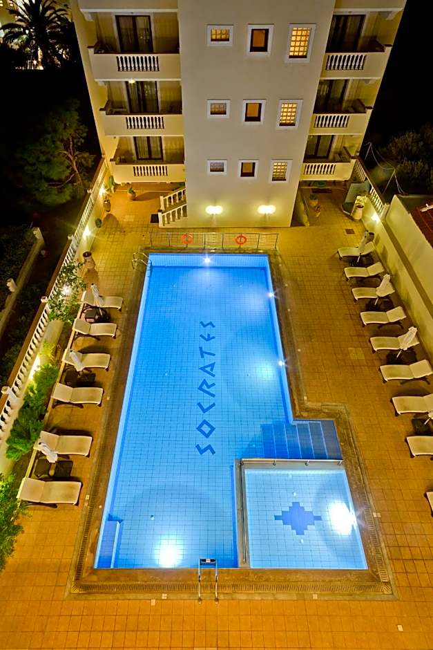 Socrates Studios & Apartments