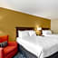Country Inn & Suites by Radisson, Des Moines West, IA