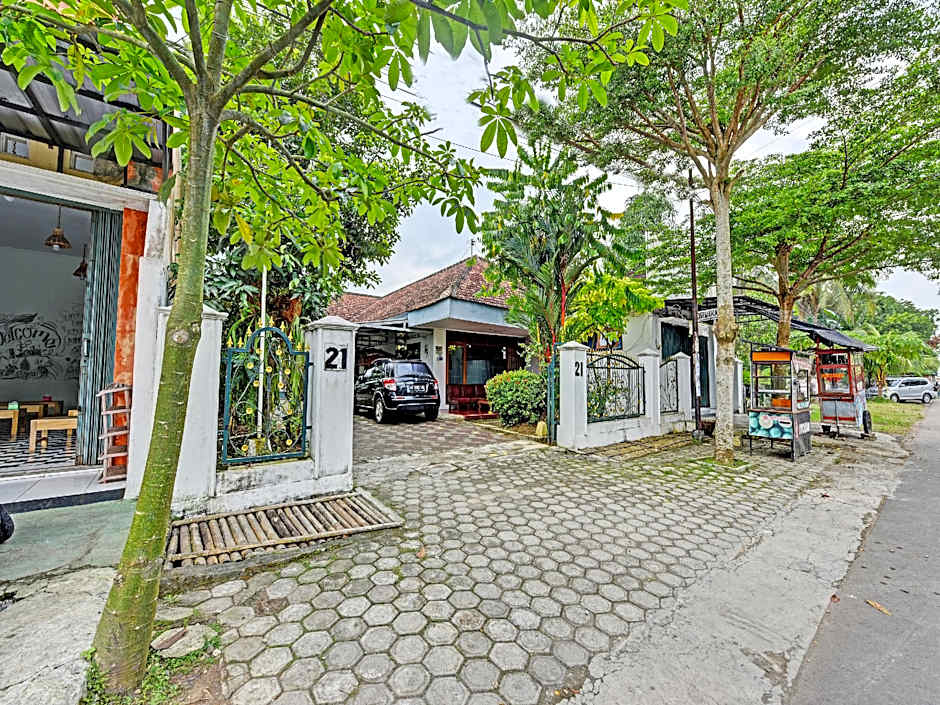 SPOT ON 91372 Wisma Bulin