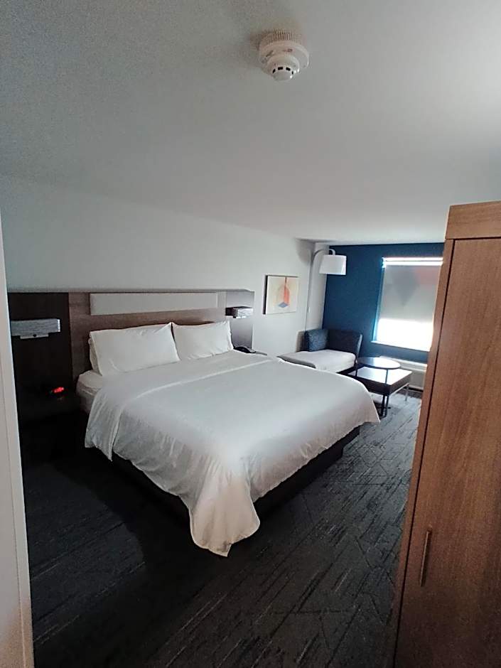 Holiday Inn Express Hotel & Suites Jourdanton Pleasanton By IHG