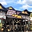Mudzaffar Hotel