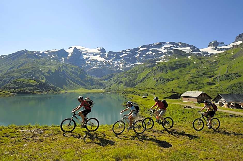 Berghotel Trübsee - Accessible Only by Cable Car