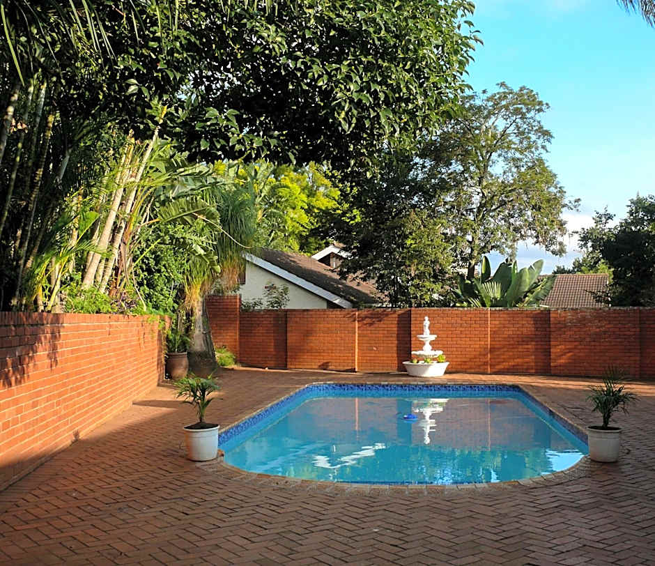 Hamilton Urban Farm Guest House