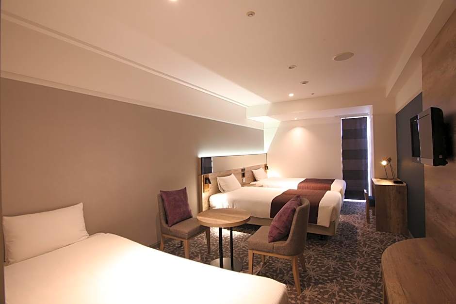 Photo 1 of 6 of Superior Multiple Beds