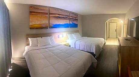 Double Room with Two Double Beds - Non-Smoking