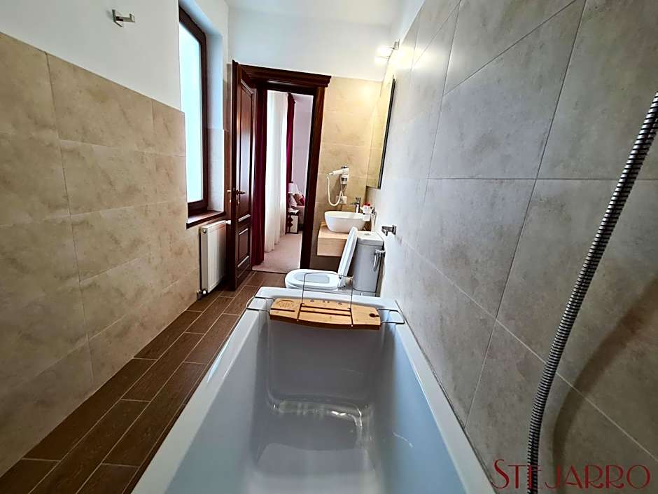 Stejarro Conac Moldovenesc