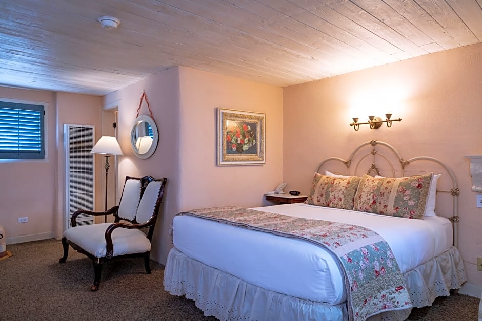 The Historic Taos Inn