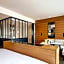 Renaissance by Marriott Paris Republique Hotel