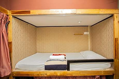 1 Person in 8-Bed Dormitory - Female Only
