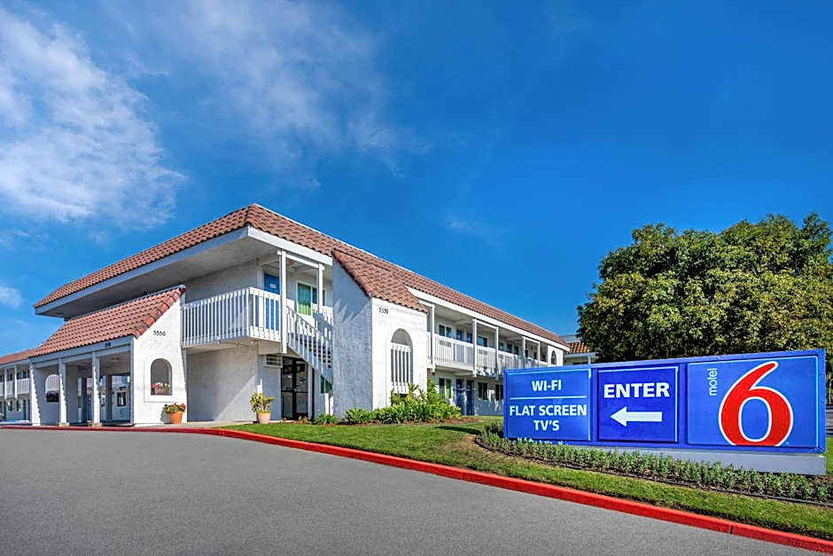 Studio 6 Suites Carpinteria, CA Santa Barbara South