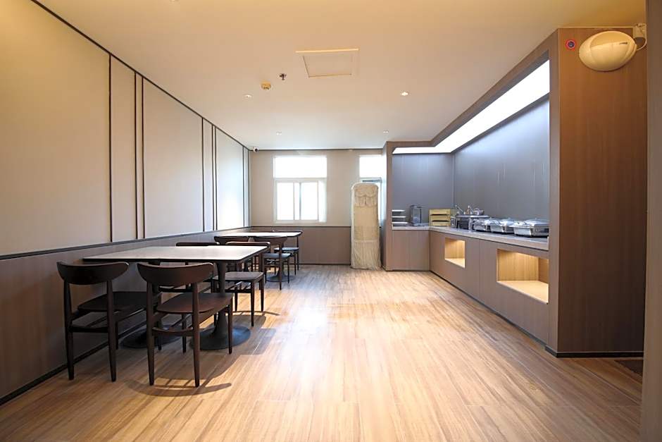 Hanting Express – Wuhan, OH