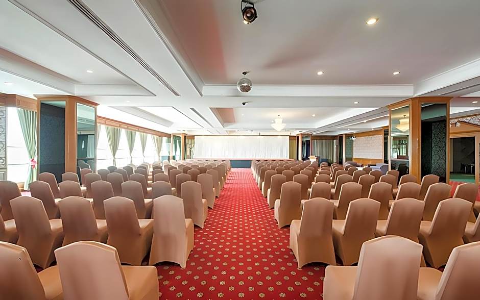 Siam Mandarina Bangkok Suvarnabhumi Airport Hotel (Free Shuttle)