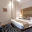 Platinum Alkhamseen Serviced Apartments