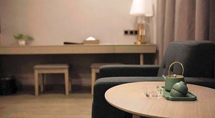 GYA Jiaxing Tongxiang City Century Avenue Hotel