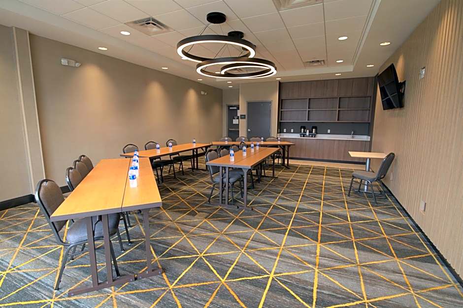 Holiday Inn Hotel and Suites Hopkinsville - Convention Ctr By IHG