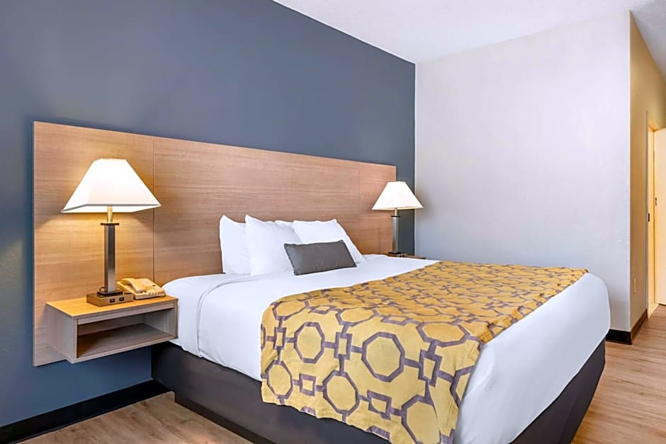 Baymont by Wyndham Kennesaw