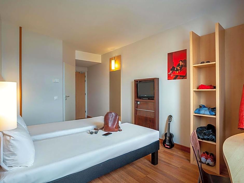 Ibis Plzen