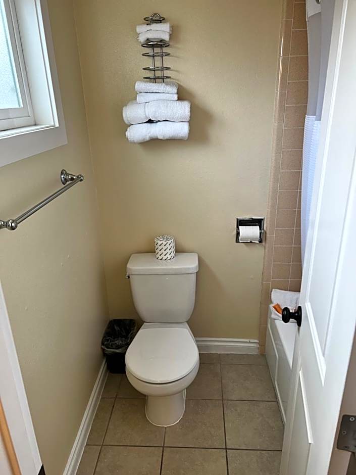 Timbers INN and Suites