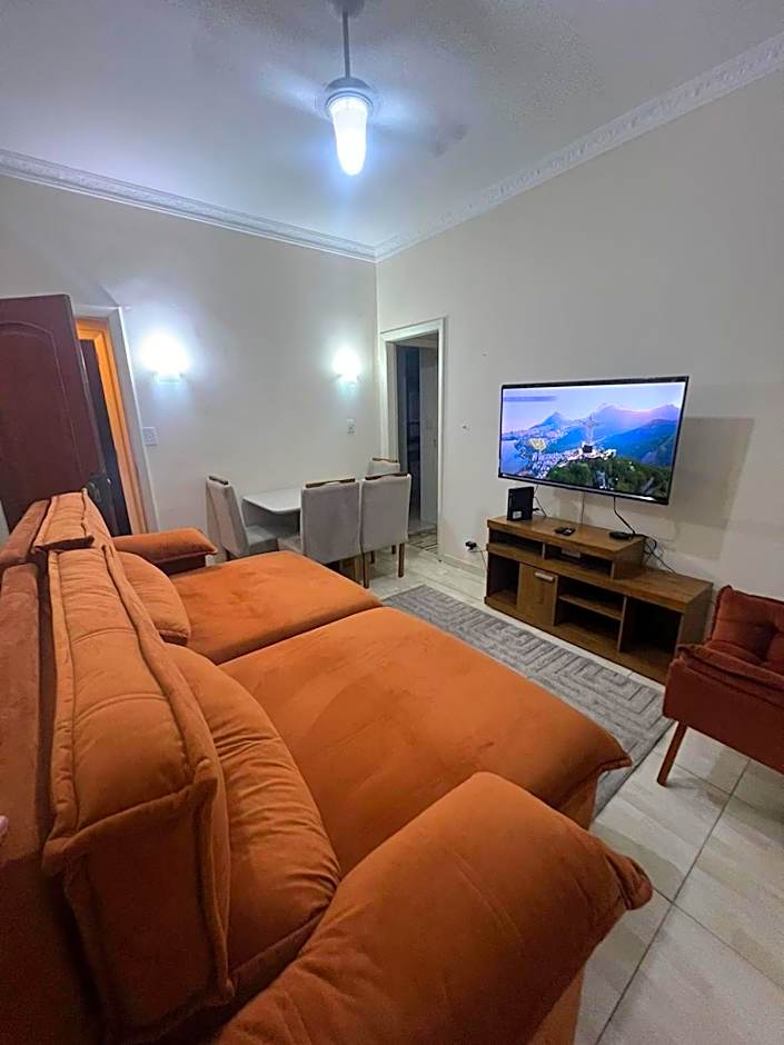 Apto confortável e completo em Copacabana- 2 quartos com split e wifi
