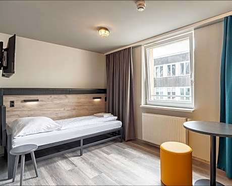 Eight-Bed Room