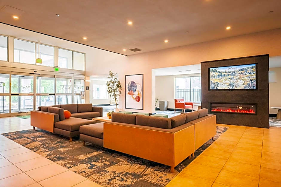La Quinta Inn & Suites by Wyndham Danbury
