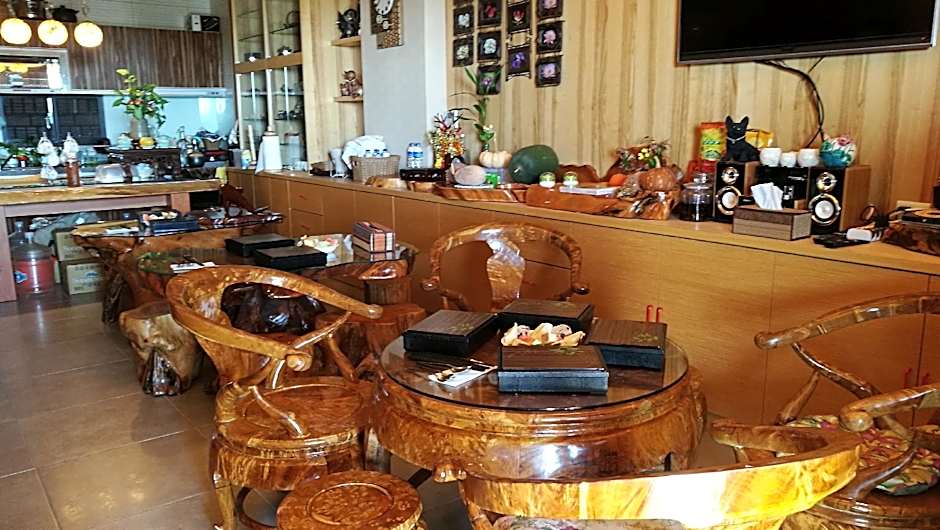 Qi Hua Zhen Ju Homestay