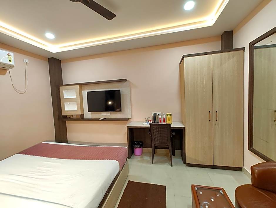 Goroomgo Akay guest house Varanasi 3km from Kashi Vishwanath Temple