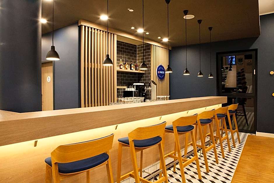 Holiday Inn Express Darmstadt By IHG