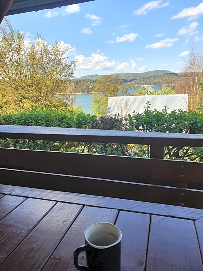 Domek nad jeziorem, Kalinówka w Olchowcu, Solina