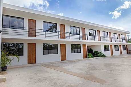 Deluxe Apartments Azure
