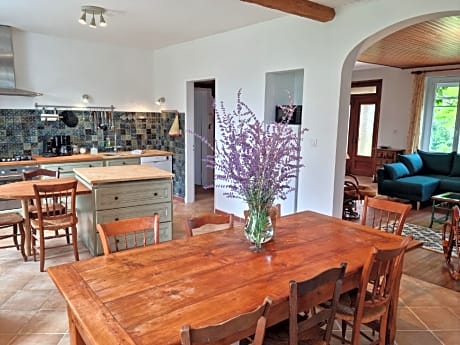 Grande maison escapade au bord de la rivière